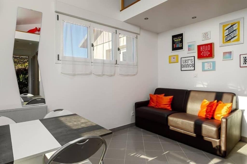 Studio Duplex - Le Garden - 10 Mn Disney Apartment Bailly-Romainvilliers Ngoại thất bức ảnh